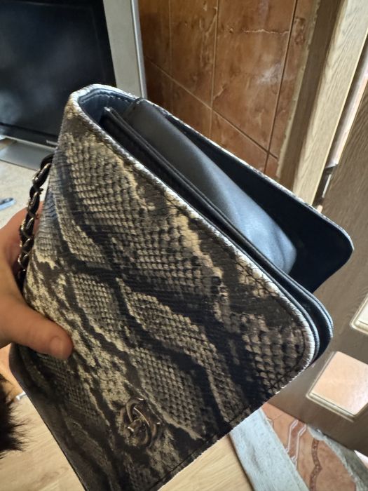 Geanta din piele naturala