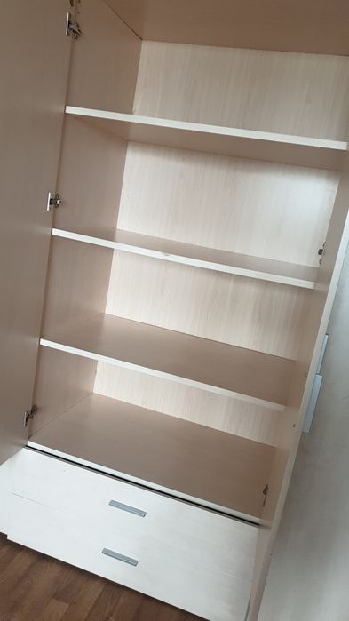 Продается шкаф 2×2