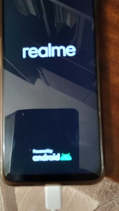 Смартфон Realme 8