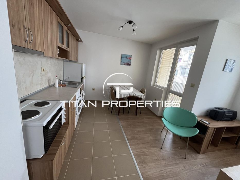 Дава се под наем Двустаен апартамент в Варна, Център - 55 кв.м за 409 € - Снимка #1