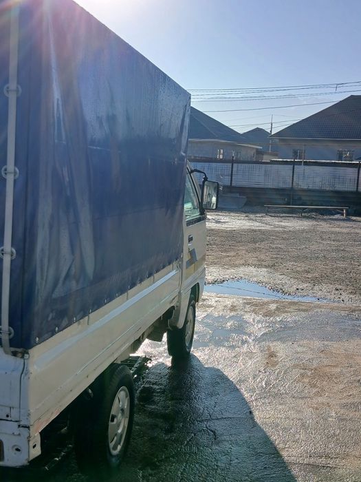 Лаво дамас на ходу