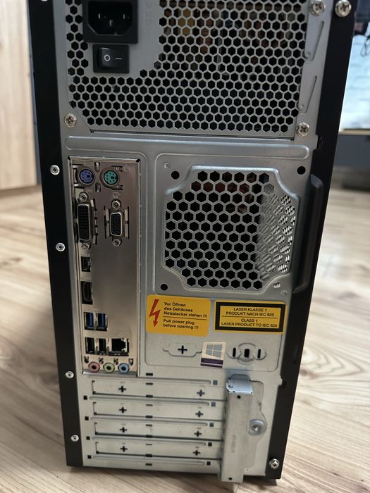 Terra (intel core i5 7500 / 12Ram)