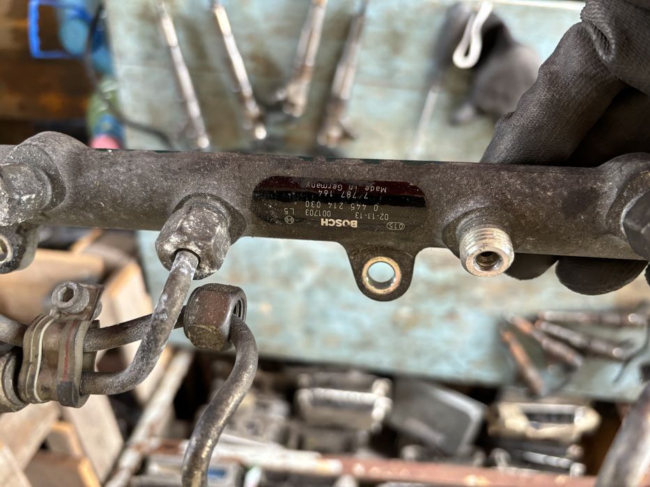 Дюзи, рейка с клапани за БМВ 320 тди 150 кс