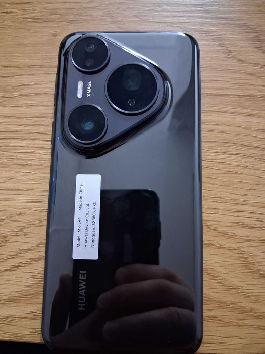 Смартфон Huawei