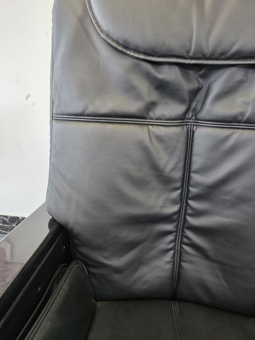 Scaun de masaj cu acceptor de bancnote