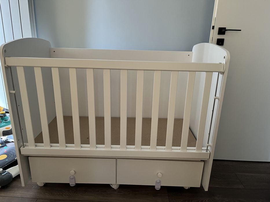 Бяла дърена кошара Тони, 3 нива, трансформируема