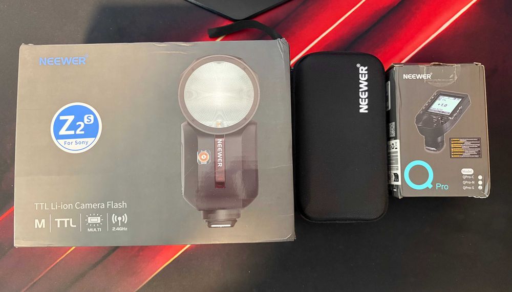 Neewer Z2-S TTL светкавица за Sony + QPro-S тригер + комплект приставки