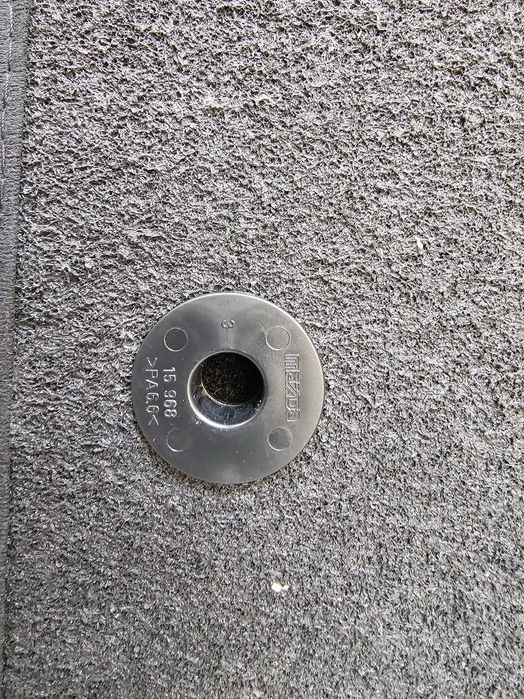 Оригинални мокетни стелки за Mazda CX 3