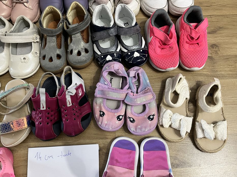 Lot incaltaminte, ghete, pantofi sport, papuci, 12cm , marimea 22/23