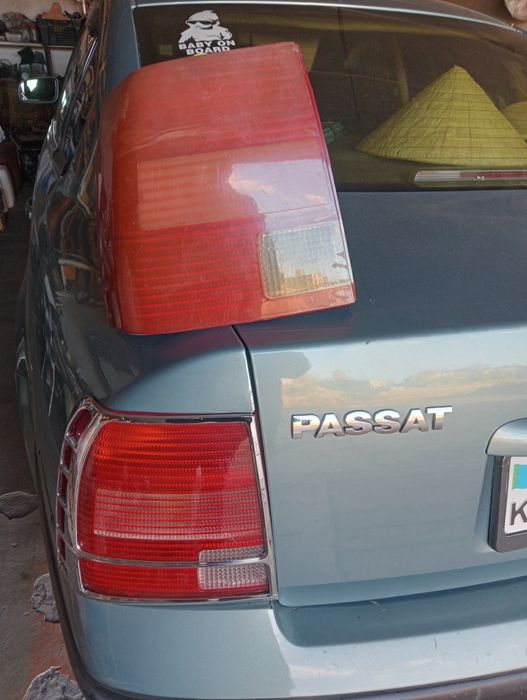 Продам фонарь задний левый на пассат б5.