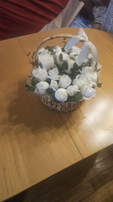 Продам букет роз,19 шт. За 5000 т.