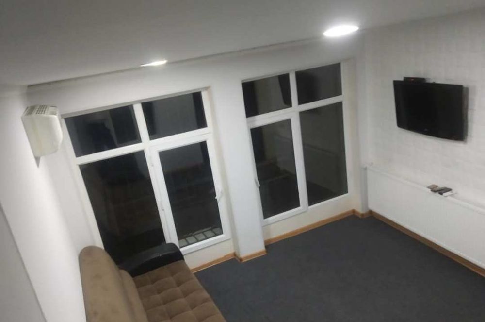 Тинчли метро якинида 3 хонали