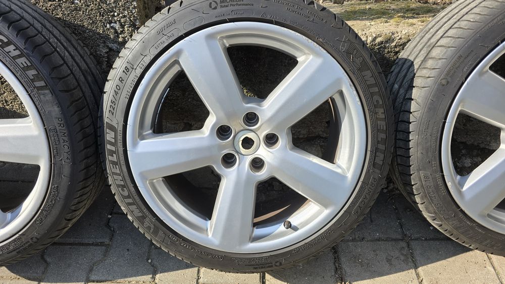Джанти от Ауди 18 8J 5x112 с гуми Michelin