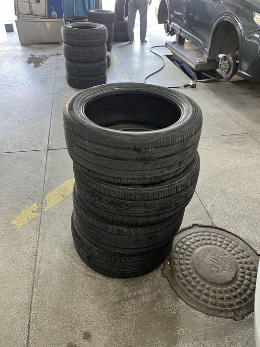Продам Шины 245х45R18