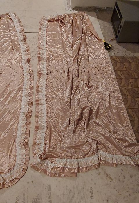 Продам  красивый штор