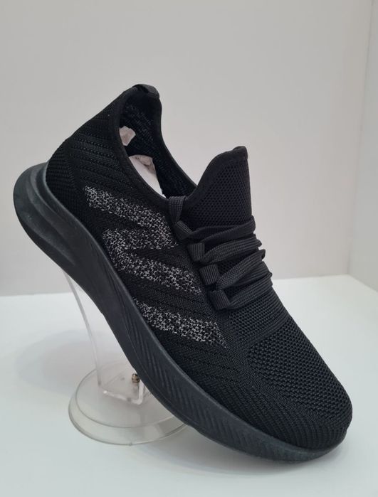 Кроссовки красные 39/40р