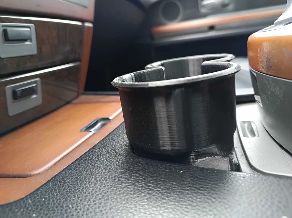 BMW E65 E66 E67 - аксесоари, поставки за чаши, къпхолдъри и др.