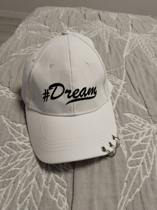 Новая бейсболка молодежная