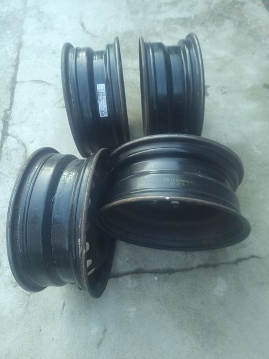 Метални джанти 15-ки за Рено и Дачия!