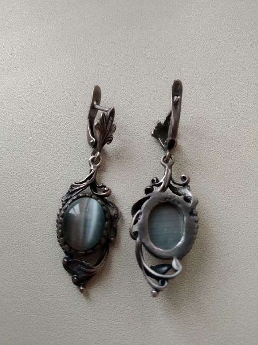 Серьги с камнем,Россия.