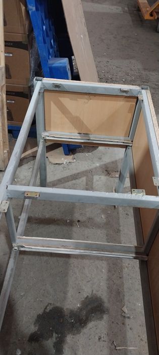 Продам стол парту