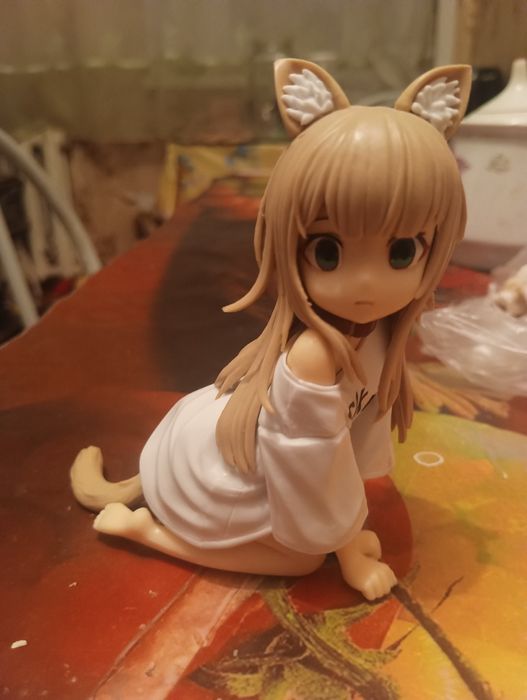 Фигурка девочка с ушками