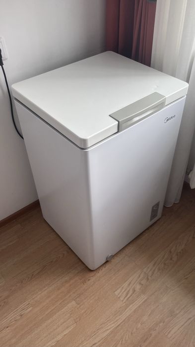 Морозильник Midea 99л.