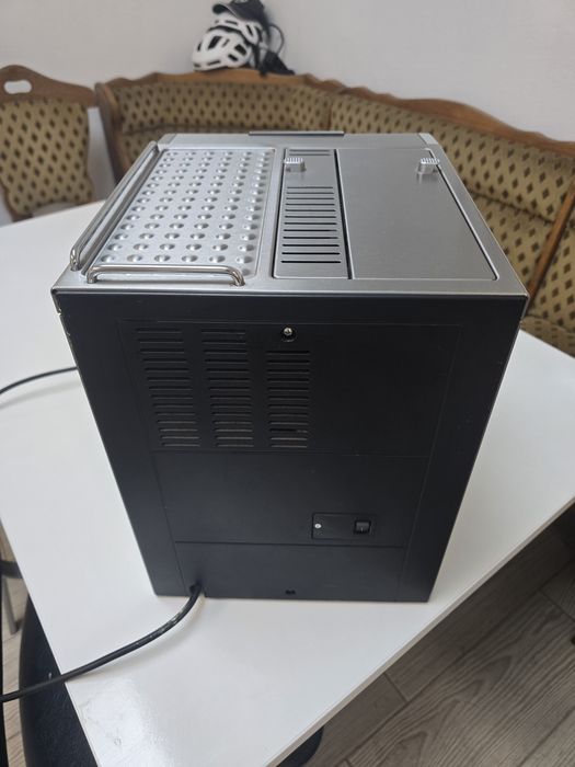 Aparat cafea Delonghi PrimaDonna