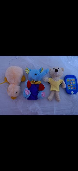 Играчки-мече,слонче,пате и музикално телефонче
