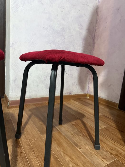 Табуретки кухонные