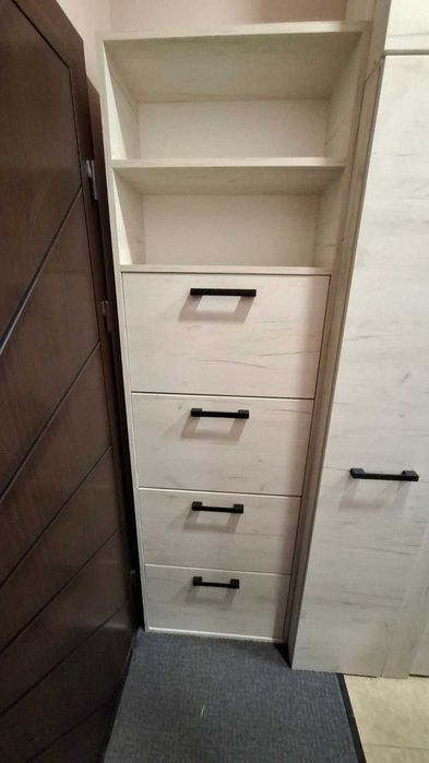 Мебели по поръчка