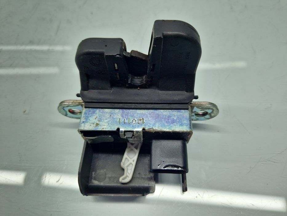 Broasca haion Volkswagen Golf 6 (5K1) [Fabr 2009-2013] Hatchback 5K082