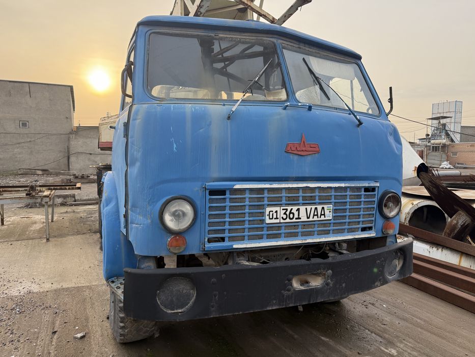 Автокран MAZ 16 тонна сотилади