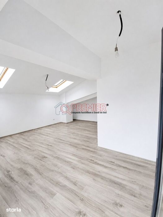 Apartament 3 Camere Cu Terasa Generoasa – Aproape De Metrou!