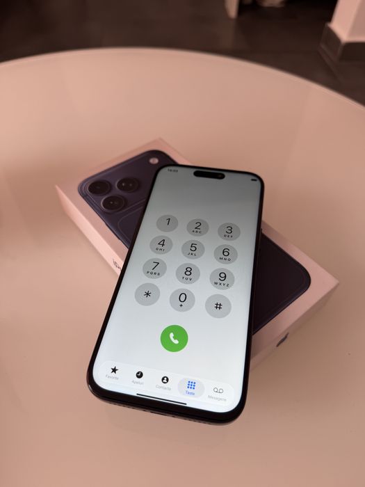Iphone 17 pro max Fake