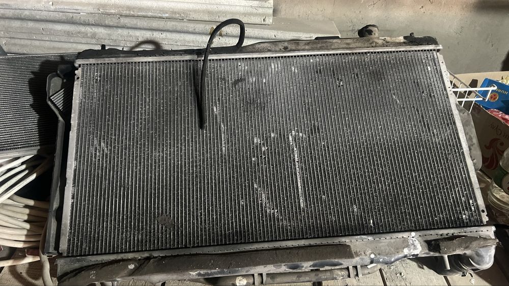 Радиатор subaru outback 2010