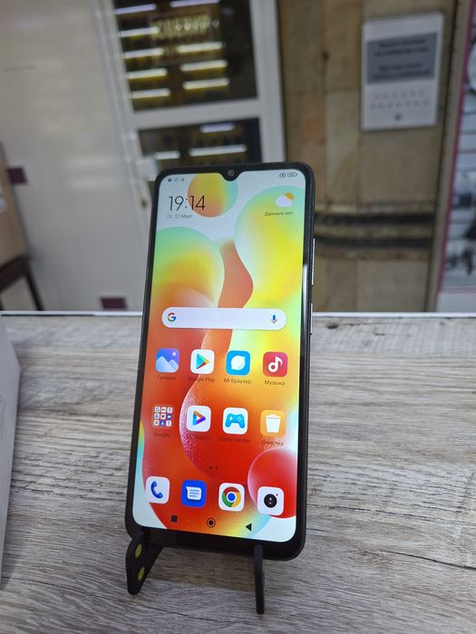 Redmi 12c rangi qora joyi 64gb