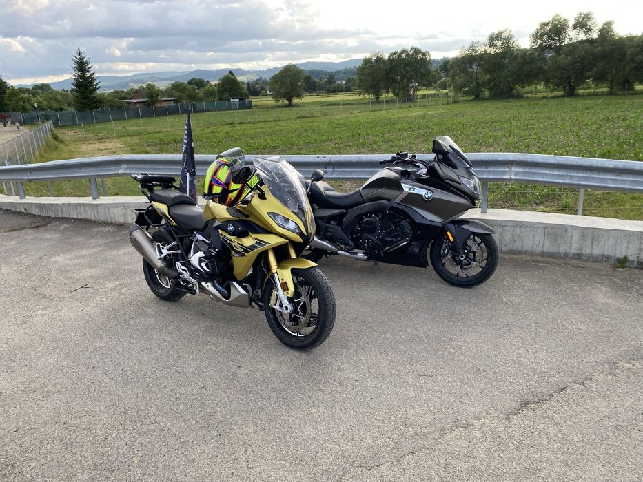 Motocicleta BMW R1250RS