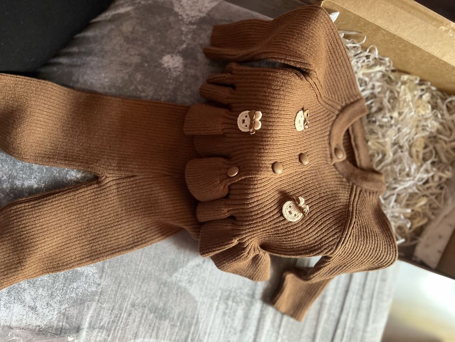 Костюм на новорожденную девочку.