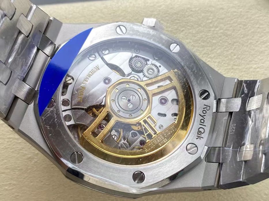 Часы AP Royal Oak 15500