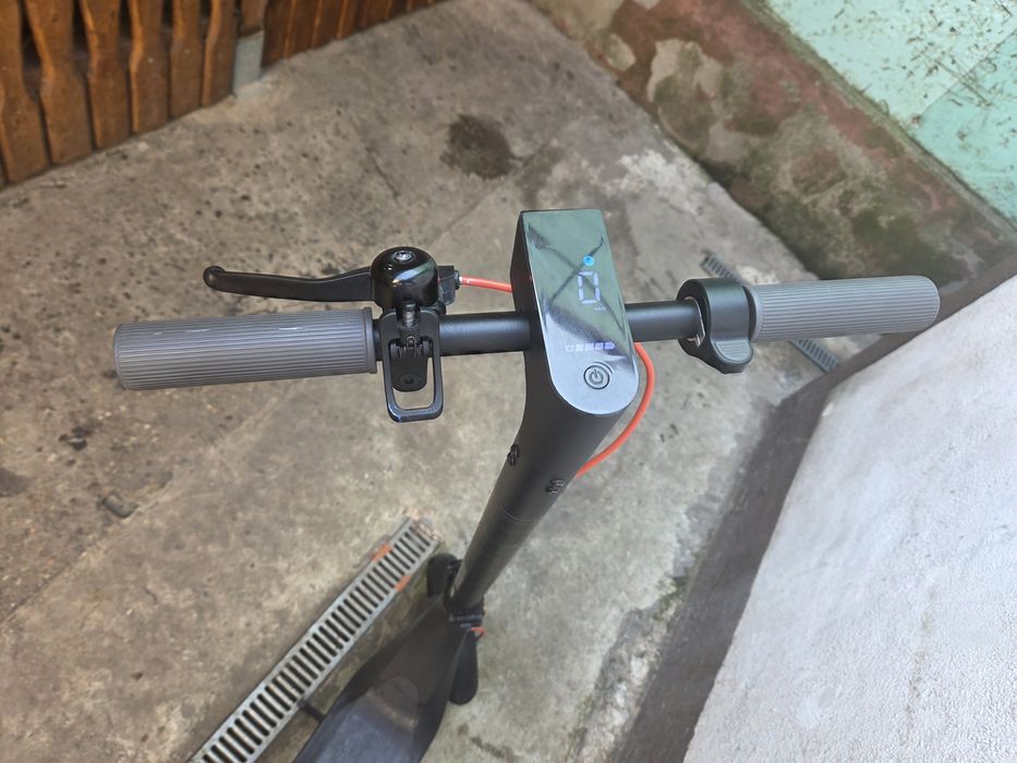 Trotineta electrica si bicicleta MTB