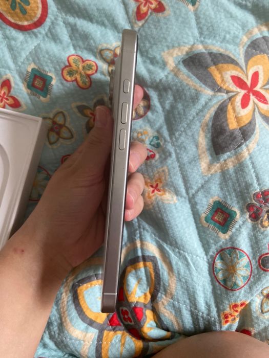 Iphone 16 pro max 256 на запчасти