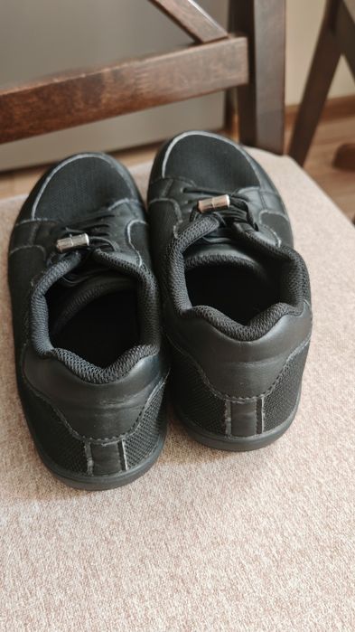 Кроссовки размер 37