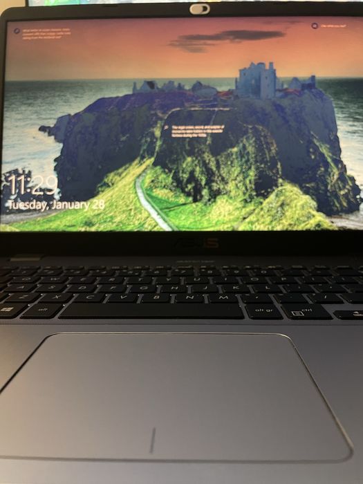 Laptop ASUS X505ZA 8GB RAM 1TB HDD 128 SSD