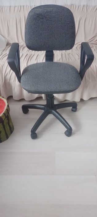 Продам кресло стул за 5000