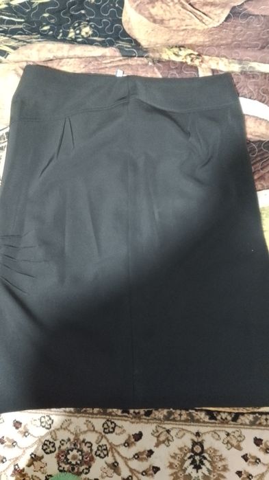 Продам платья юбки