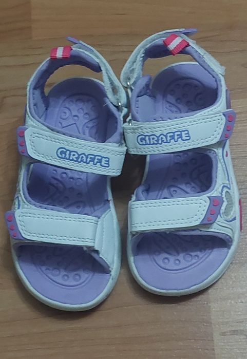 Детски светещи сандалки No 25, пантофки No 24,клинче за 6+