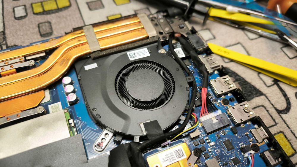 Профилактика и почистване на лаптопи