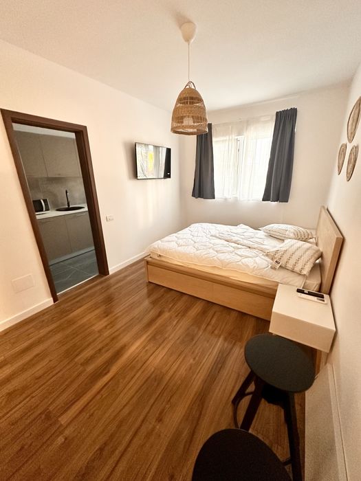 Inchiriez garsoniera 81 residence popesti leordeni