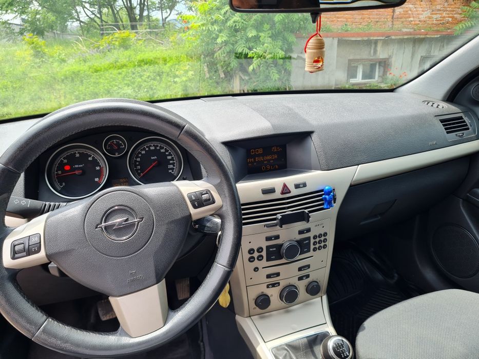 Opel astra H 1.3